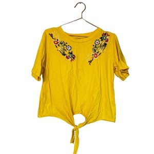 World Together yellow embroidered tie front top size XL